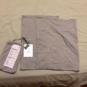 Urban Outfitters T-shirt Jersey modern set of pillowcase